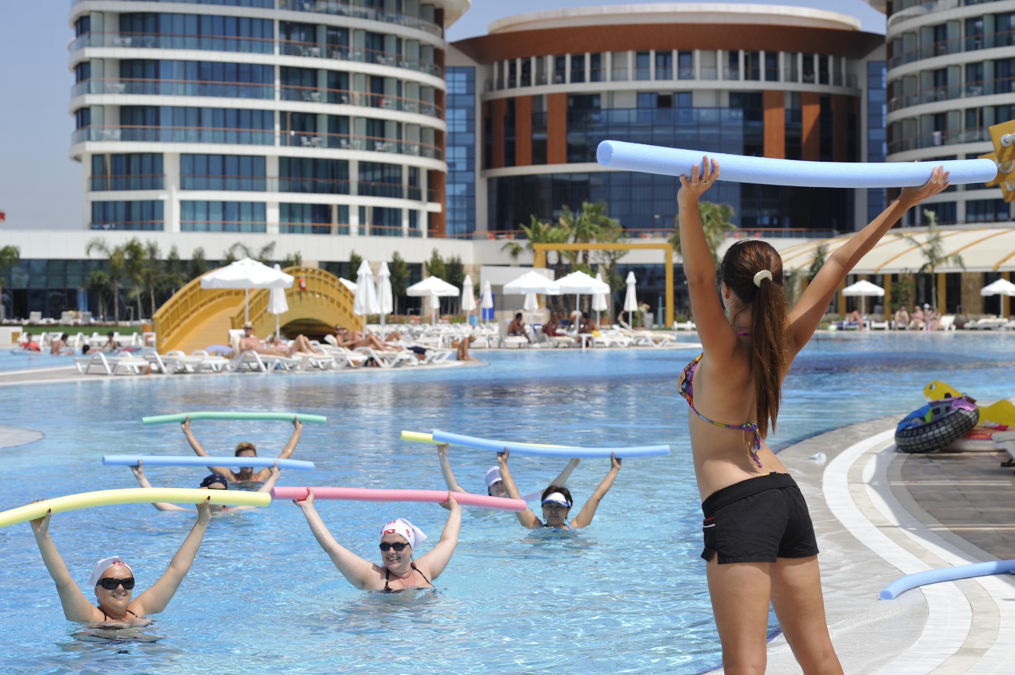 Baia Lara Hotel Antalya Eksteriør bilde Aqua Aerobics