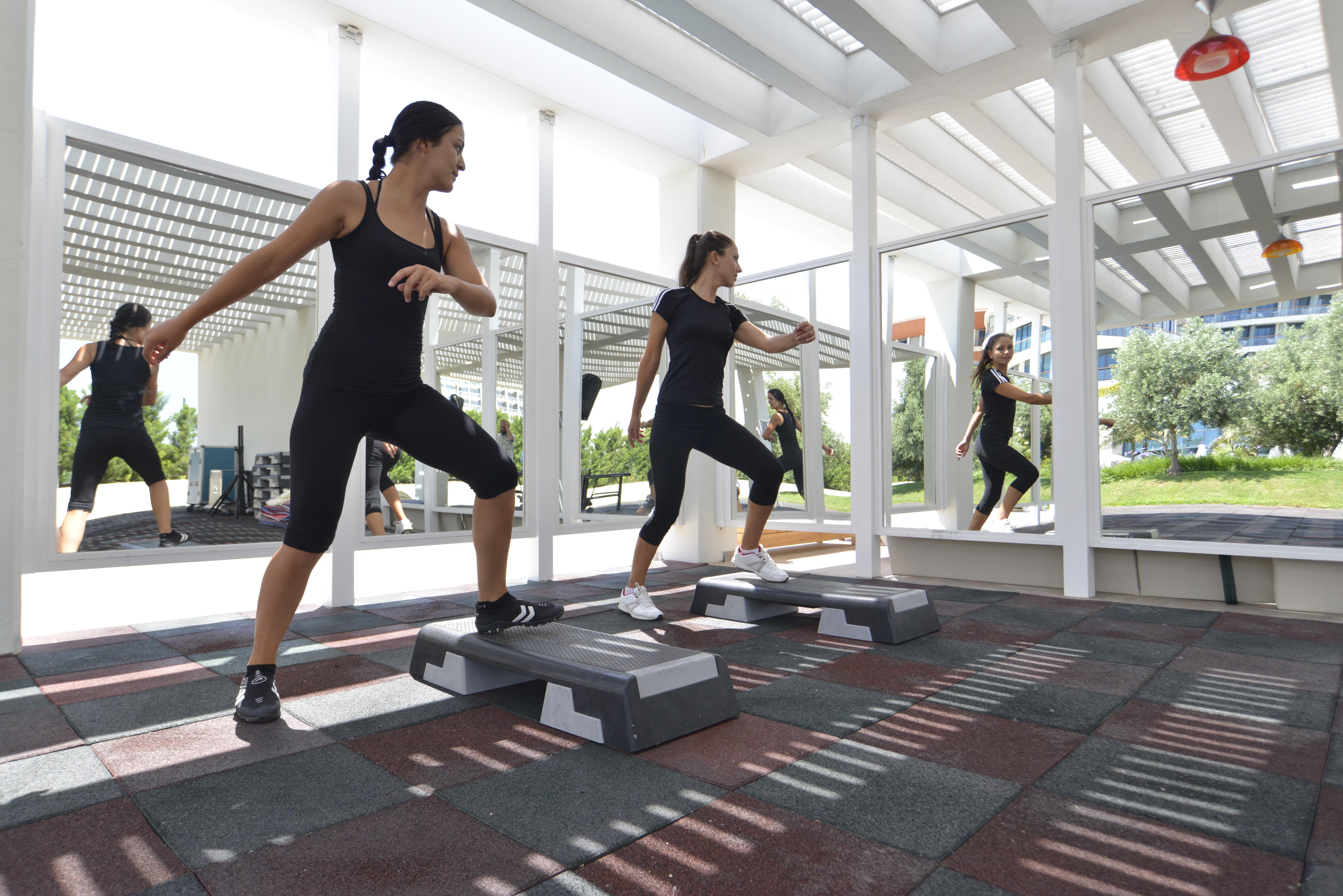 Baia Lara Hotel Antalya Eksteriør bilde Step aerobics