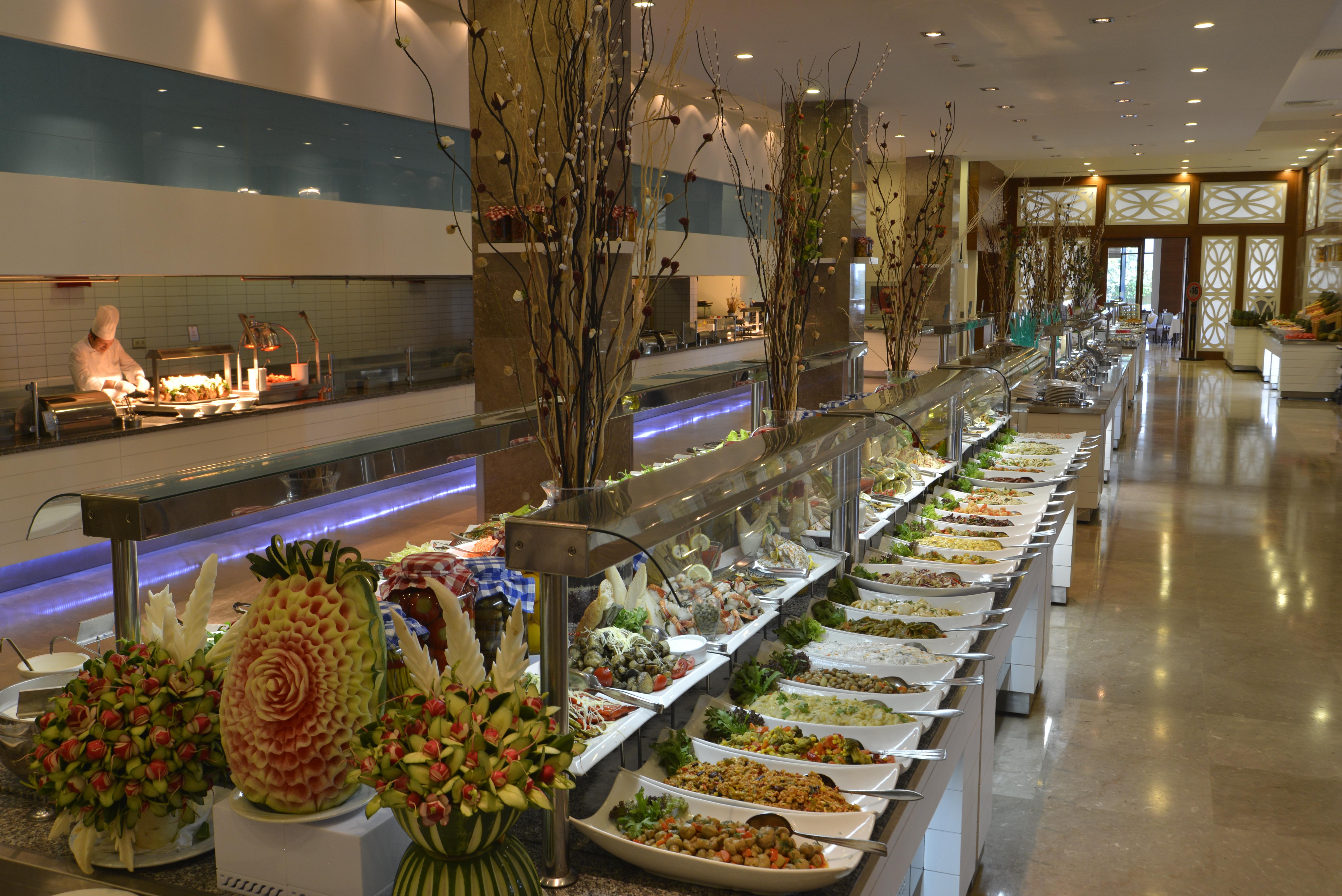 Baia Lara Hotel Antalya Eksteriør bilde A buffet at a hotel